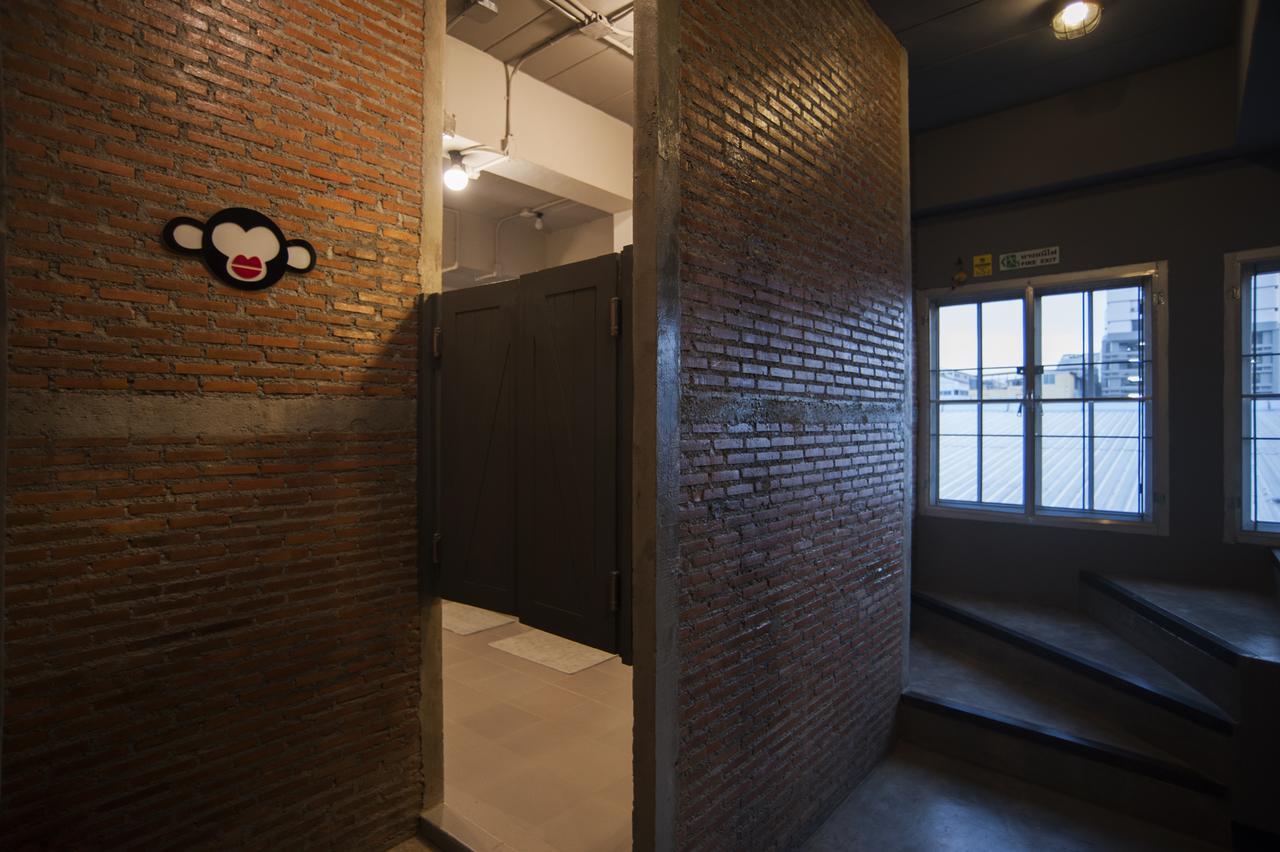 Happy Monkey Hostel Bangkok Ngoại thất bức ảnh