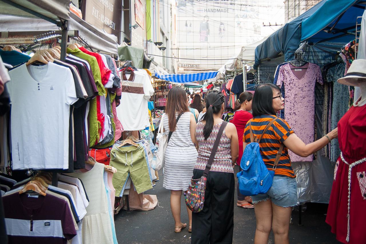 Happy Monkey Hostel Bangkok Ngoại thất bức ảnh
