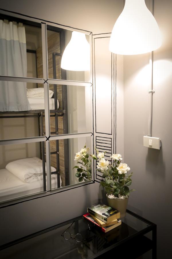Happy Monkey Hostel Bangkok Ngoại thất bức ảnh