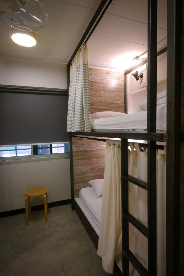 Happy Monkey Hostel Bangkok Ngoại thất bức ảnh