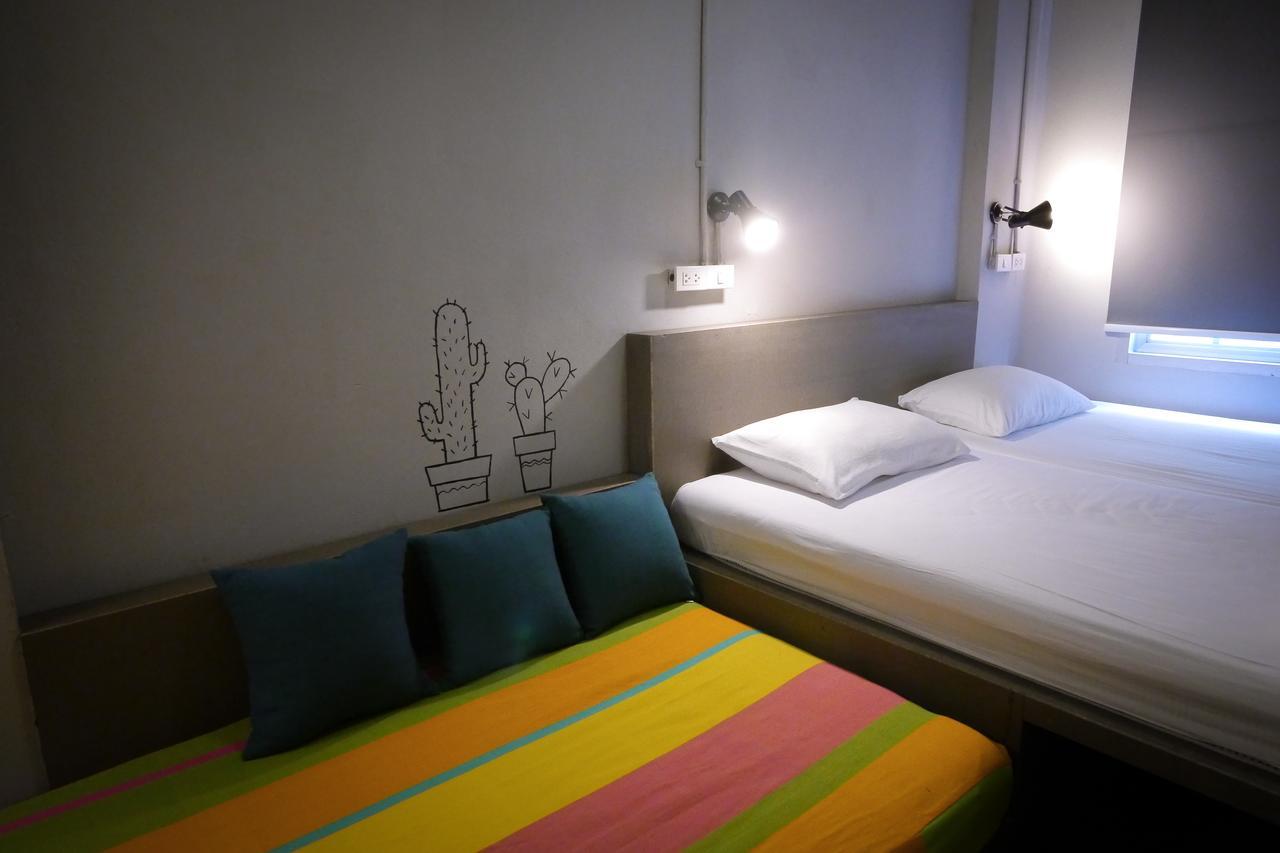 Happy Monkey Hostel Bangkok Ngoại thất bức ảnh