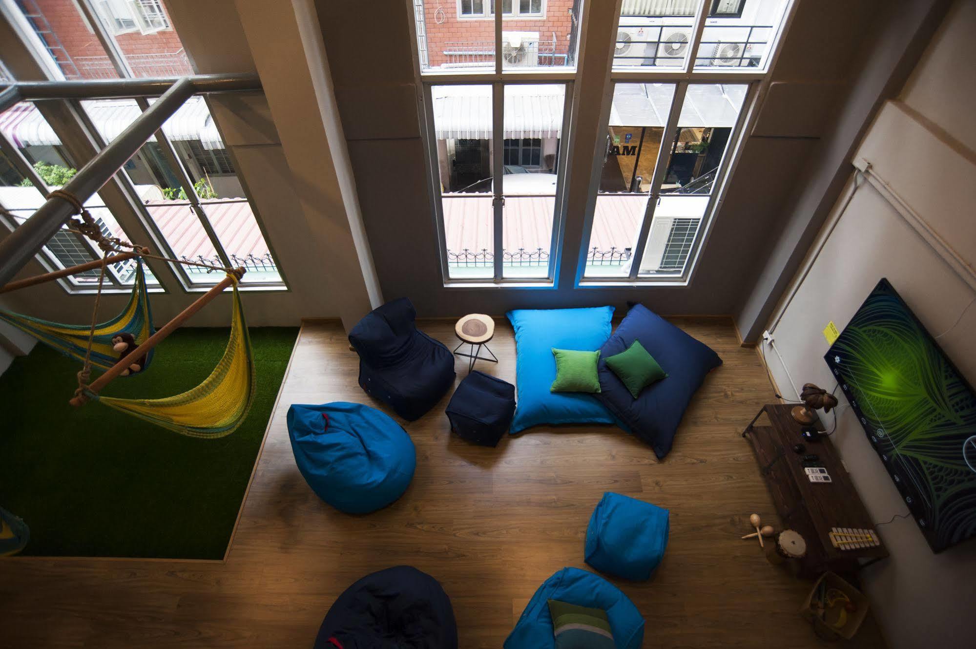 Happy Monkey Hostel Bangkok Ngoại thất bức ảnh