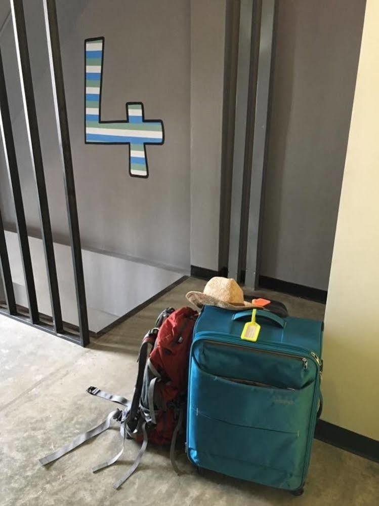 Happy Monkey Hostel Bangkok Ngoại thất bức ảnh