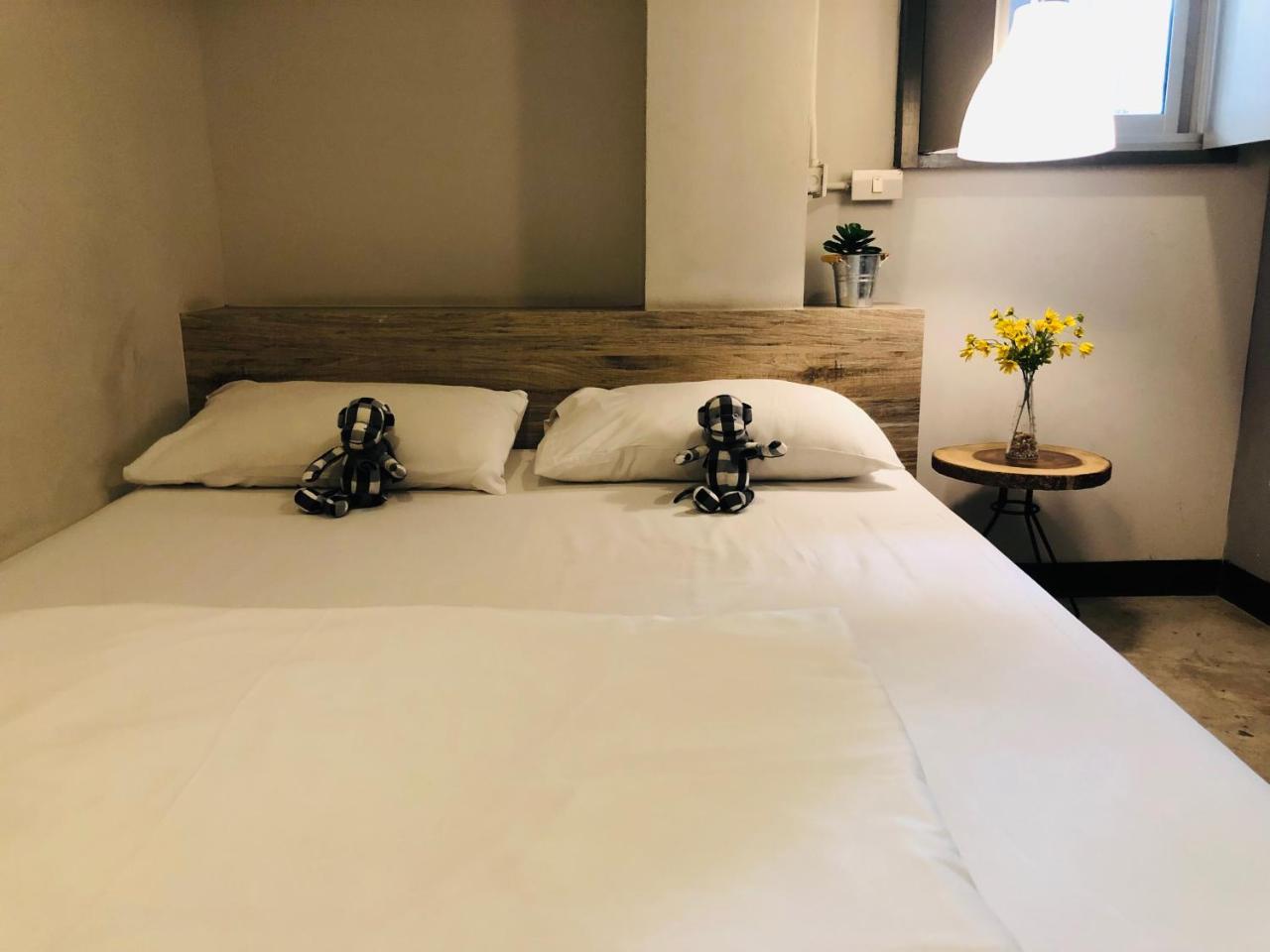 Happy Monkey Hostel Bangkok Ngoại thất bức ảnh