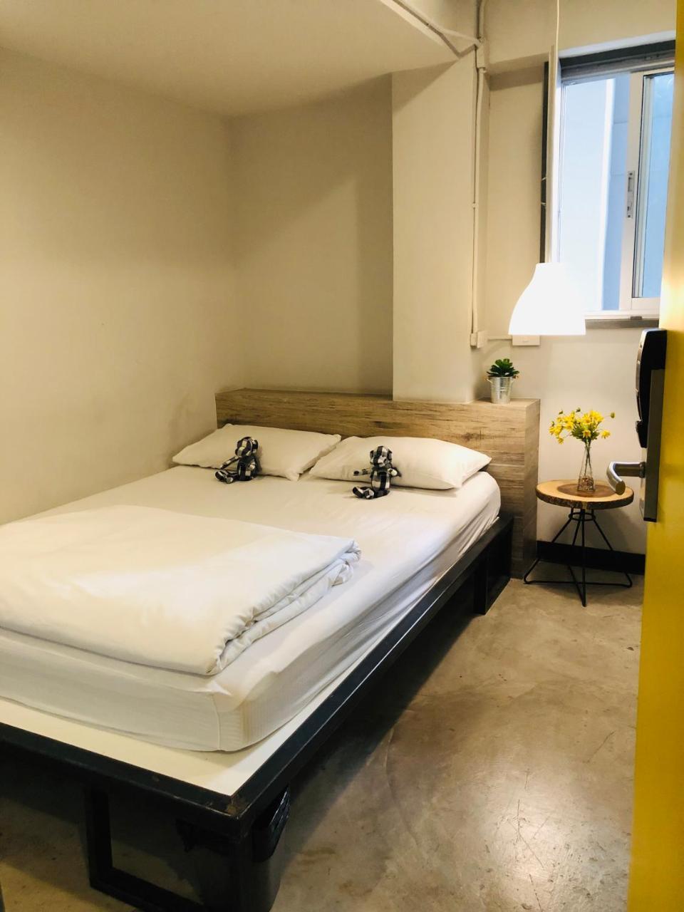Happy Monkey Hostel Bangkok Ngoại thất bức ảnh